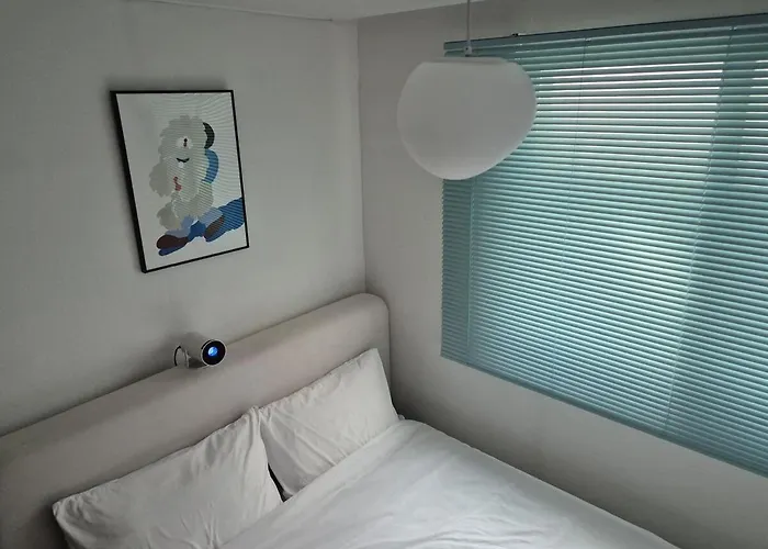 Sillim Cozy House - 3 Min To Stn & Airport Bus